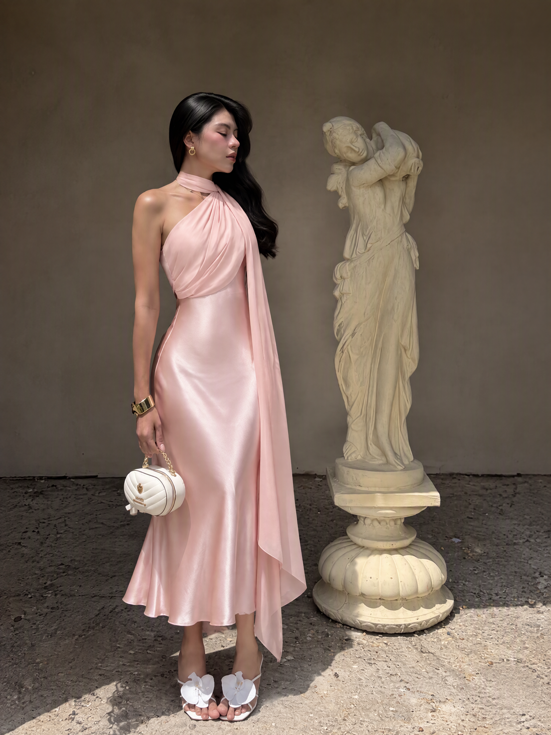 Pink Midi Dresses for Wedding Guests: Colors, Fabrics and Styling