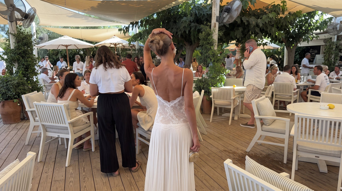 How To Choose A Wedding Guest Dress: Venue, Season &amp; Dress Code Guide