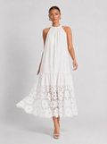 Wren gestuftes Maxikleid mit Blumenmuster