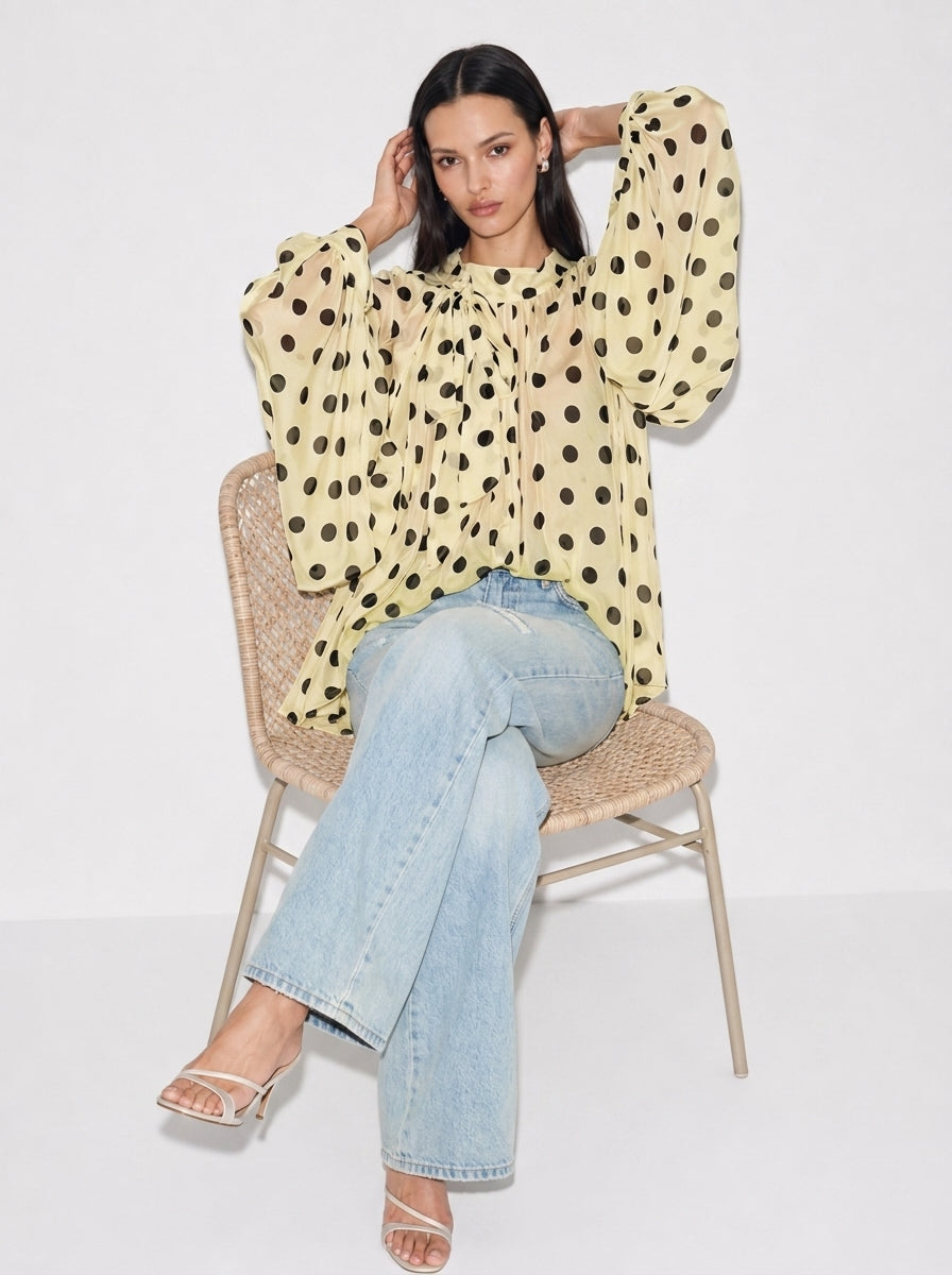 Camille Polka-Dot Oberteil mit Bindekragen