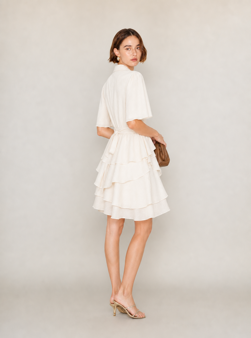 Seraphina Rüschen-Flatter-Minikleid