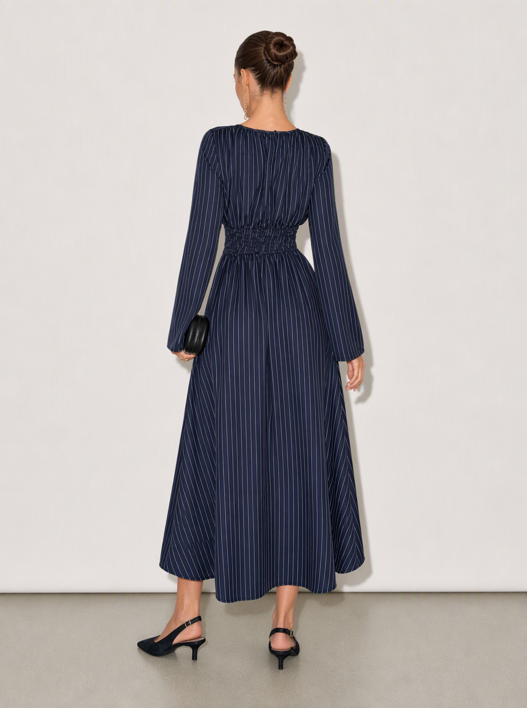 Zephrina Annora striped twist midi dress in navy