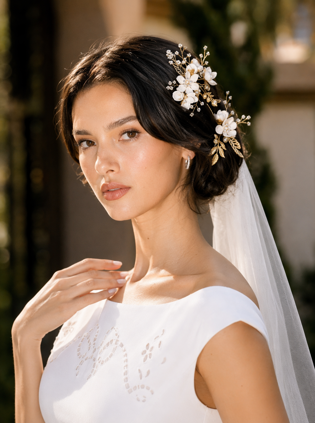 Zephrina floral pearl hair jewelry set with gold-tone leaves