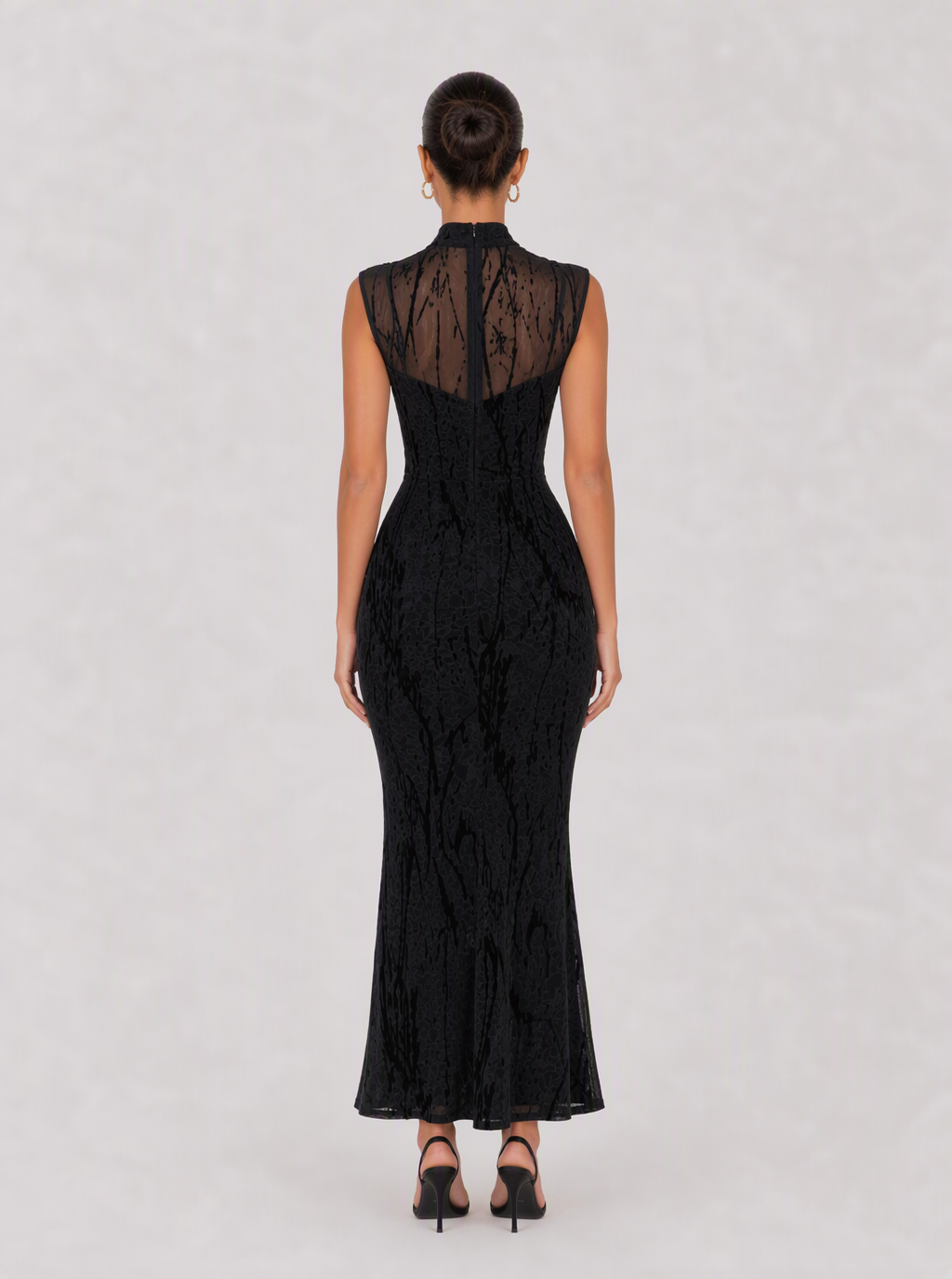 Zephrina Ottoline keyhole textured maxi dress in black