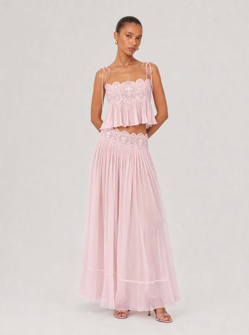 Holly Lace-Trim Resort Set