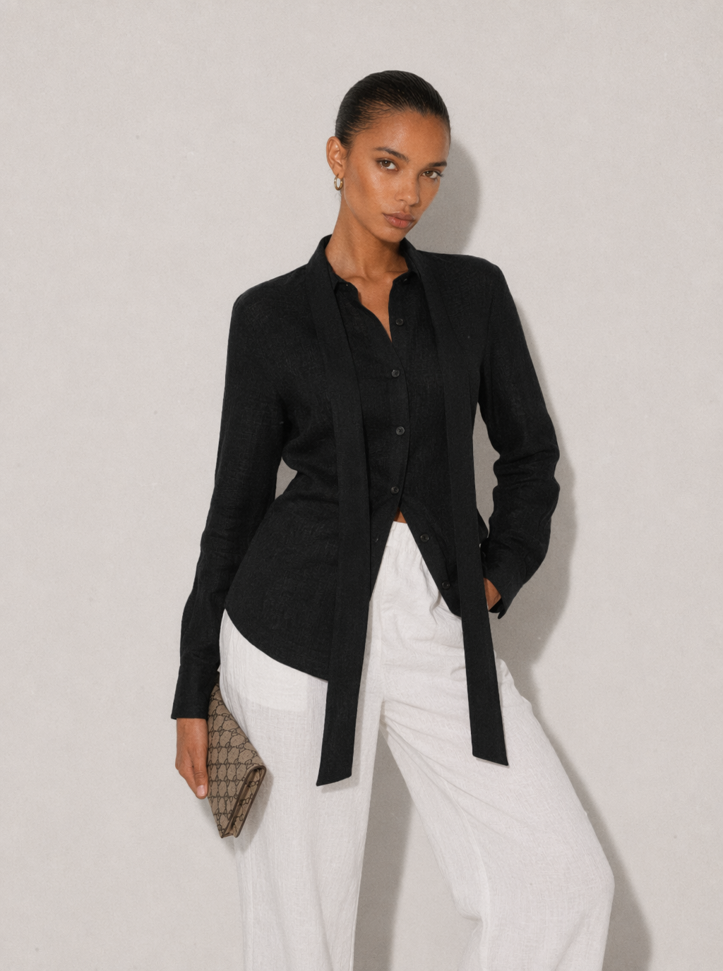 Clara Baumwollbluse mit Schleifenkragen