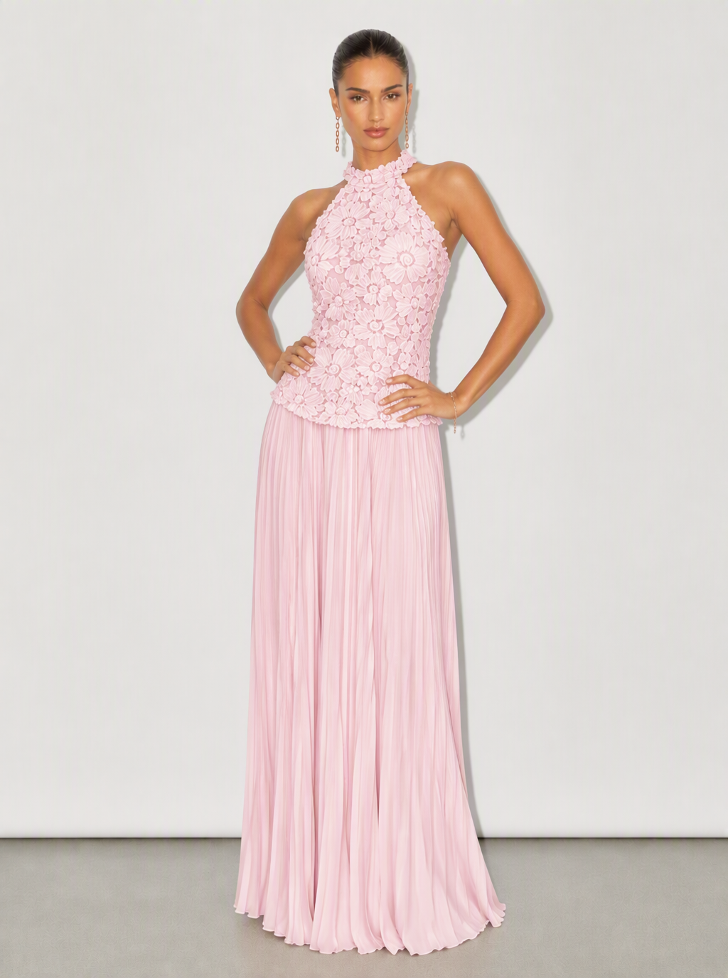 Zephrina Elara floral applique maxi dress
