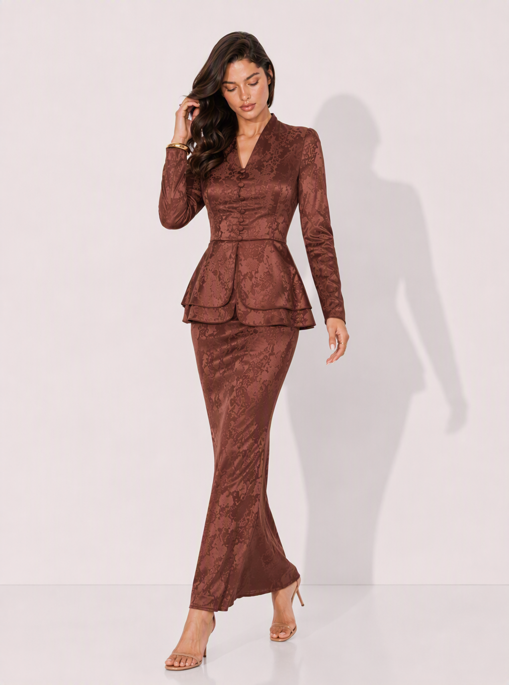Zephrina Sidonie jacquard satin set in coffee