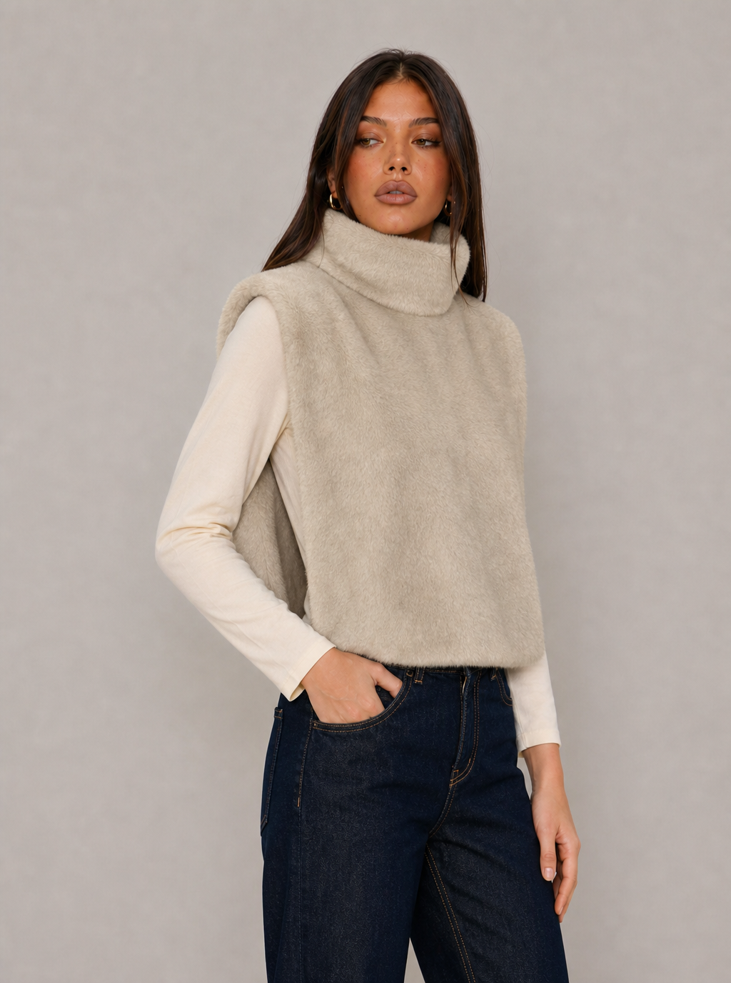Lilibet Sleeveless Faux Fur Coat