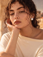 The Zephrina Pearl Earrings