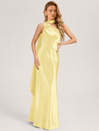 Kay Neck-Schärpe Satin Maxikleid