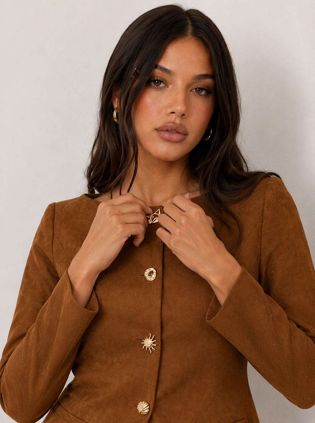 Zephrina Brenna fitted button jacket in brown