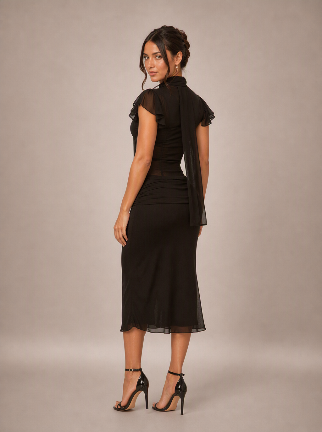 Zephrina Ravielle cutout skirt set