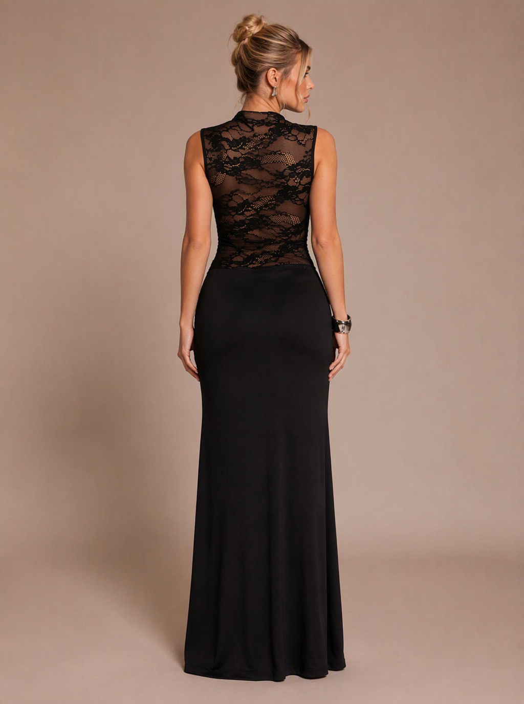 Zephrina Queniva lace-bodice maxi dress in black