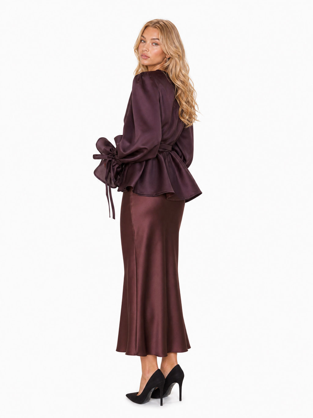 Zephrina Mavis bow sleeve satin set in brown