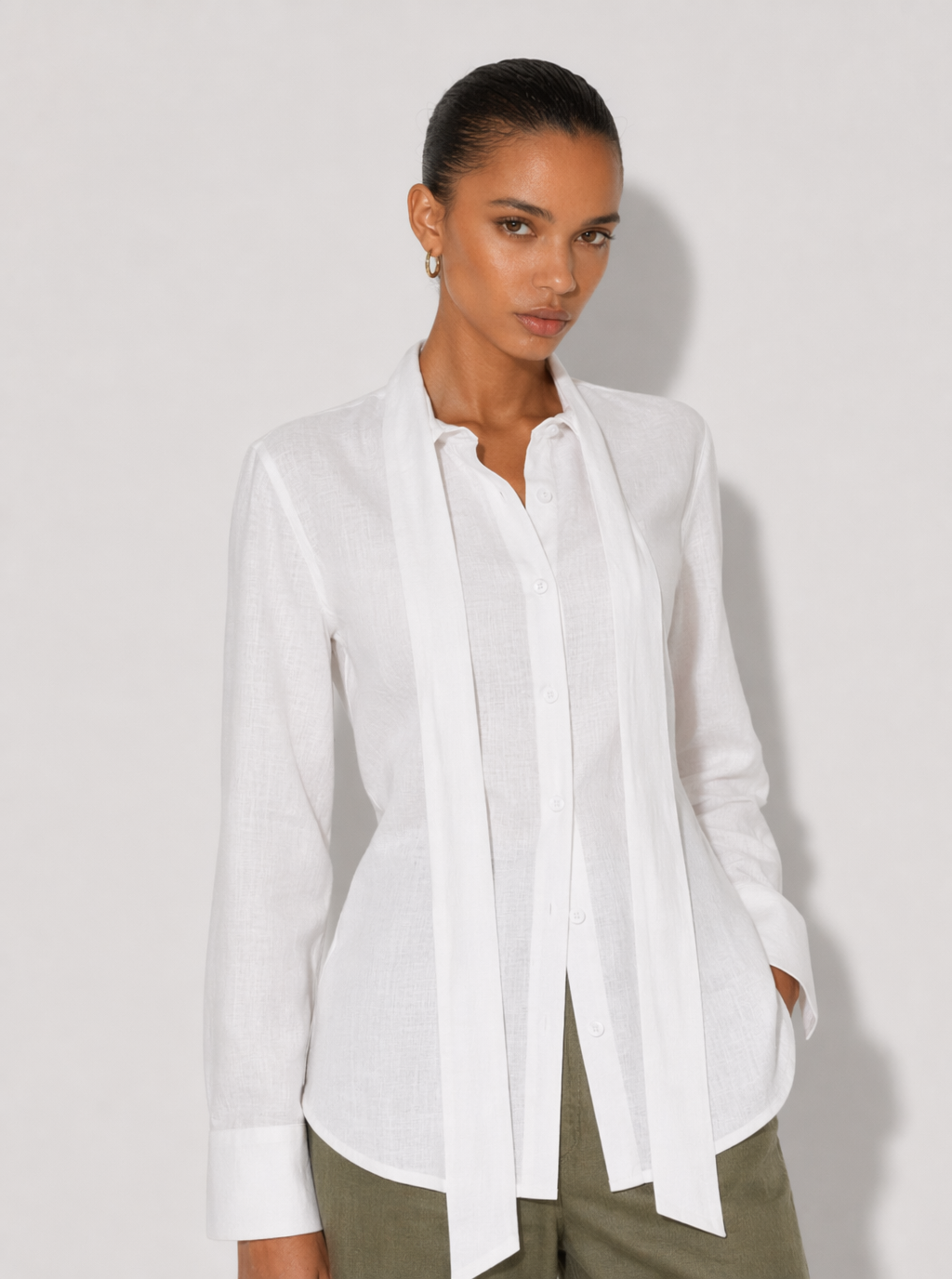 Clara Baumwollbluse mit Schleifenkragen