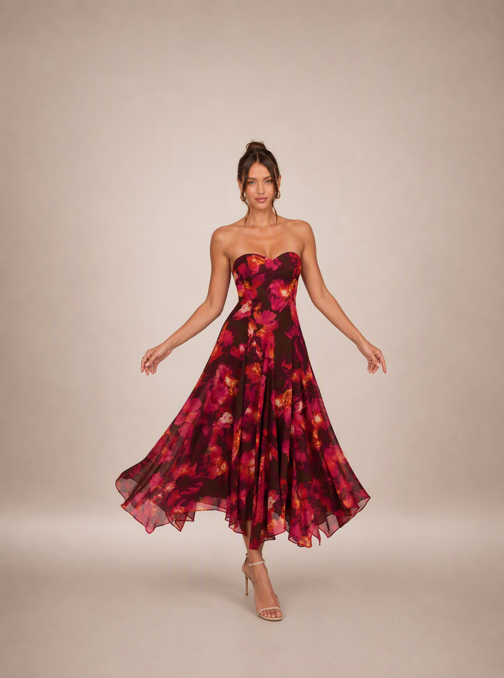 Zephrina Helvianne strapless floral midi dress