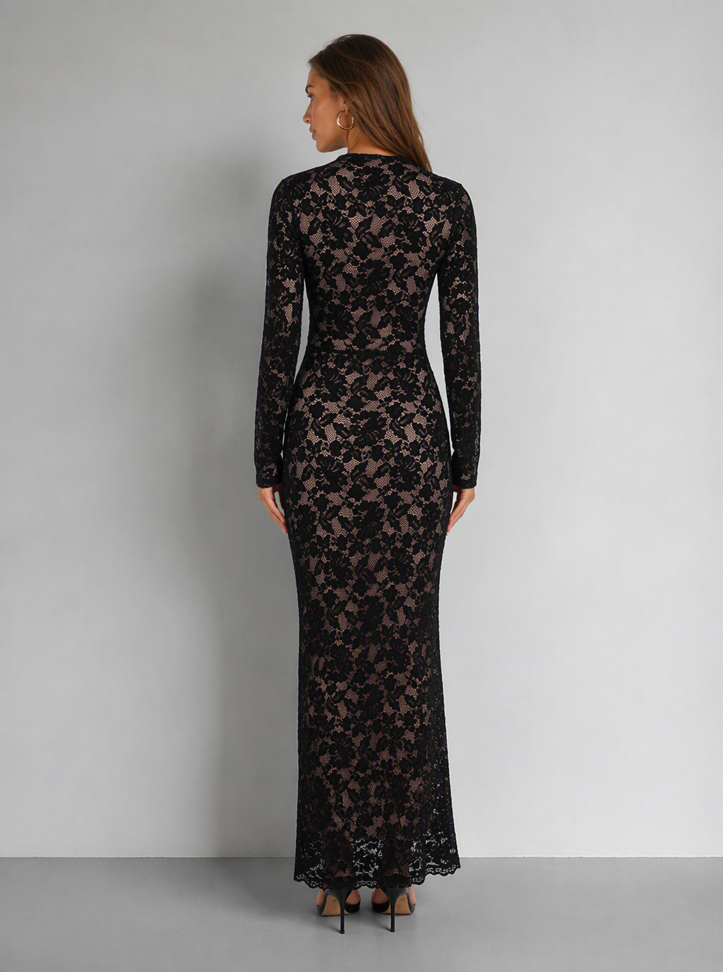 Zephrina Thalia lace keyhole maxi dress in black