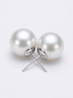 The Zephrina Pearl Earrings