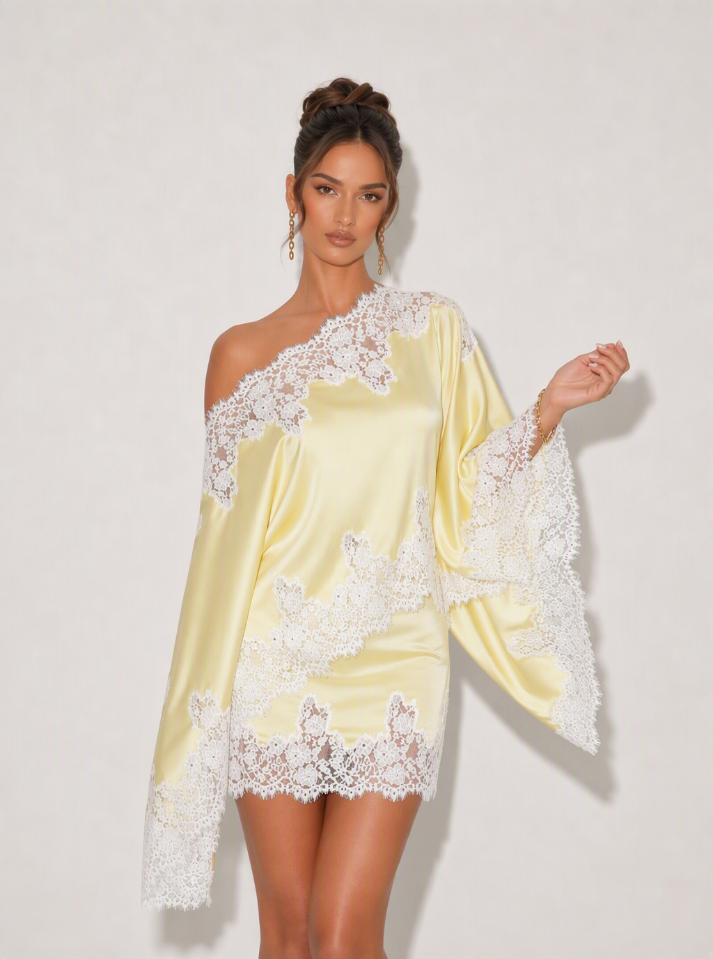 Zephrina Noeline lace-trim satin mini dress in yellow