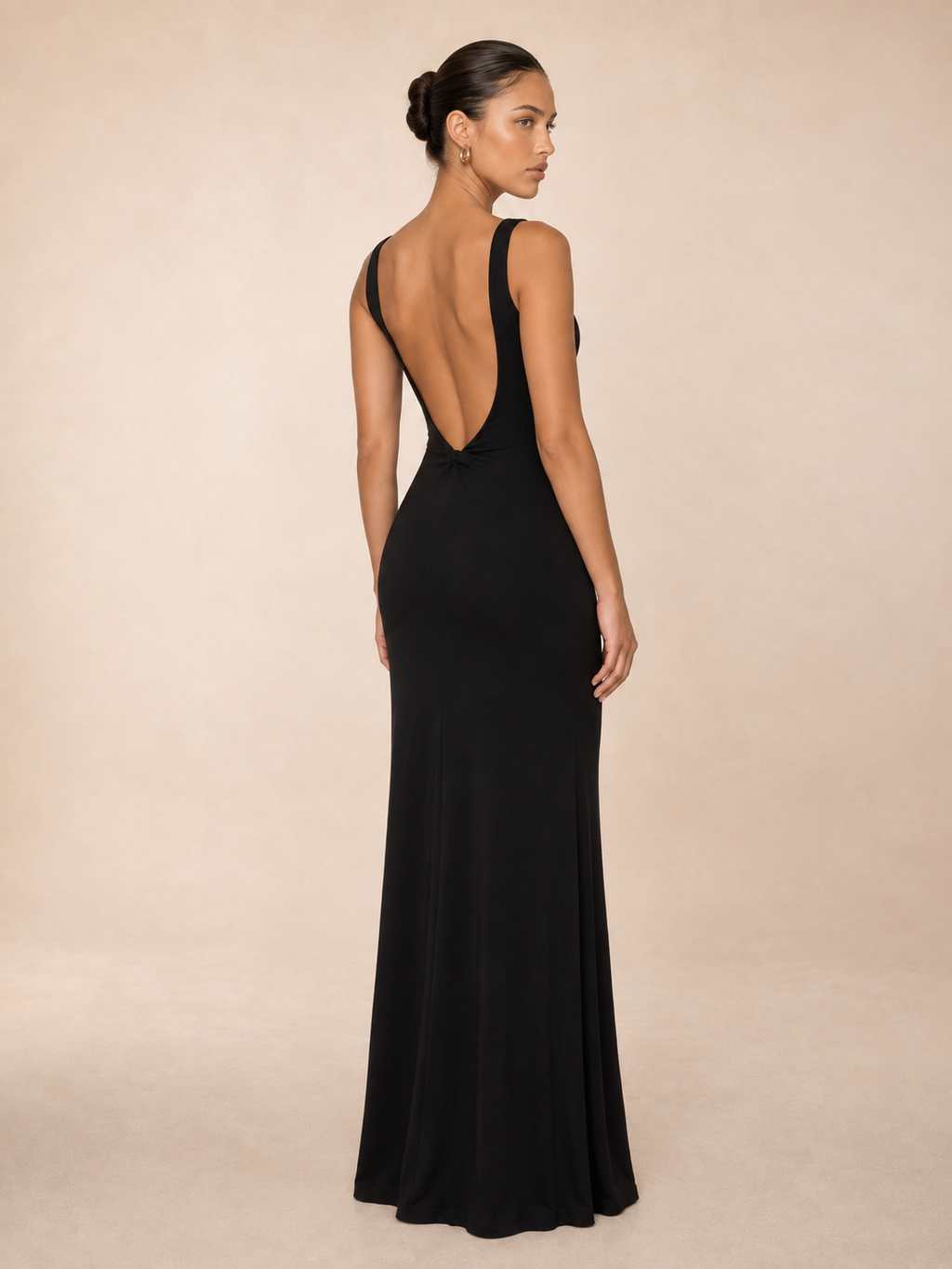 Zephrina Ulrika minimal knit maxi dress in black