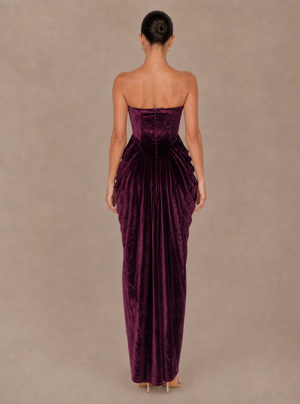 Zephrina Leonelle sculpted velvet maxi dress in berry