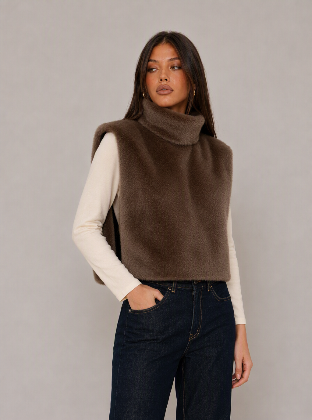 Zephrina Lilibet sleeveless faux fur coat in coffee high-low