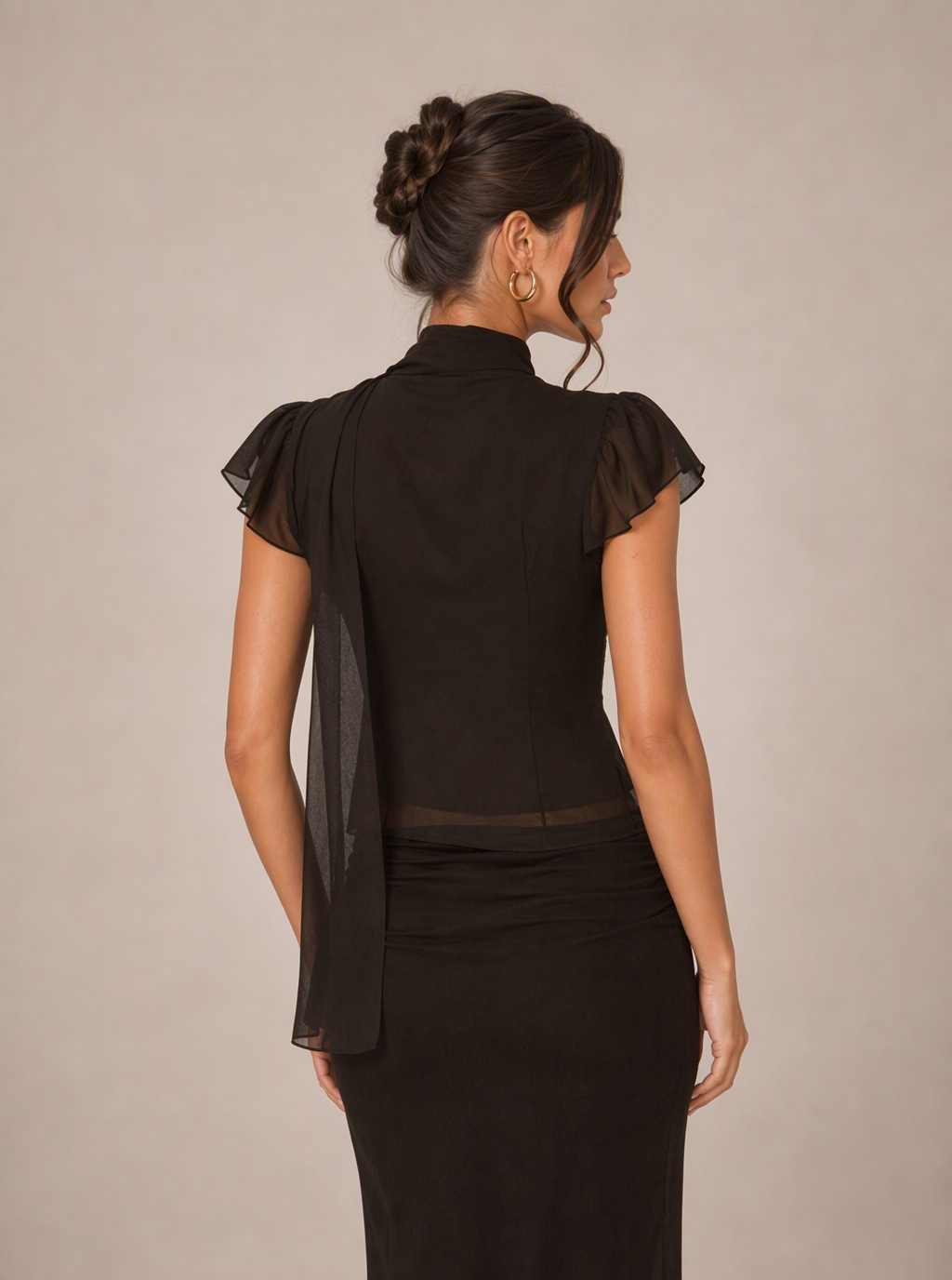 Zephrina Ravielle cutout skirt set