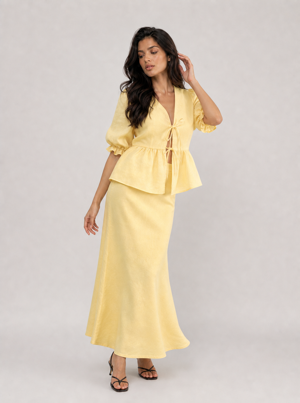 Zephrina Sorelle tie-front skirt set in yellow