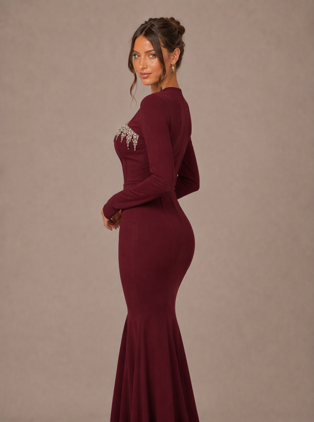 Zephrina Evangeline scalloped neckline knit maxi dress in burgundy