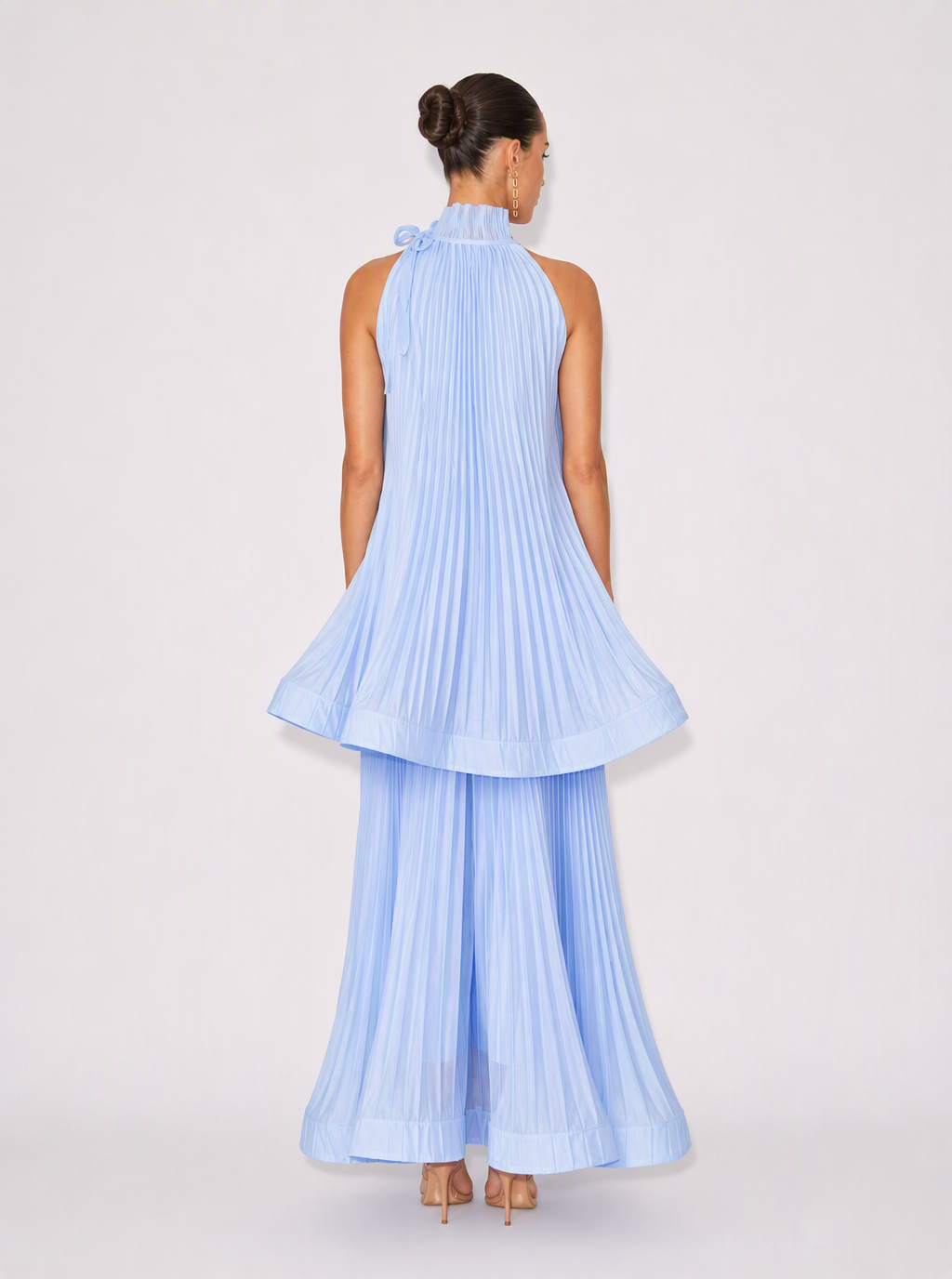 Zephrina Leonie pleated tiered maxi dress in blue