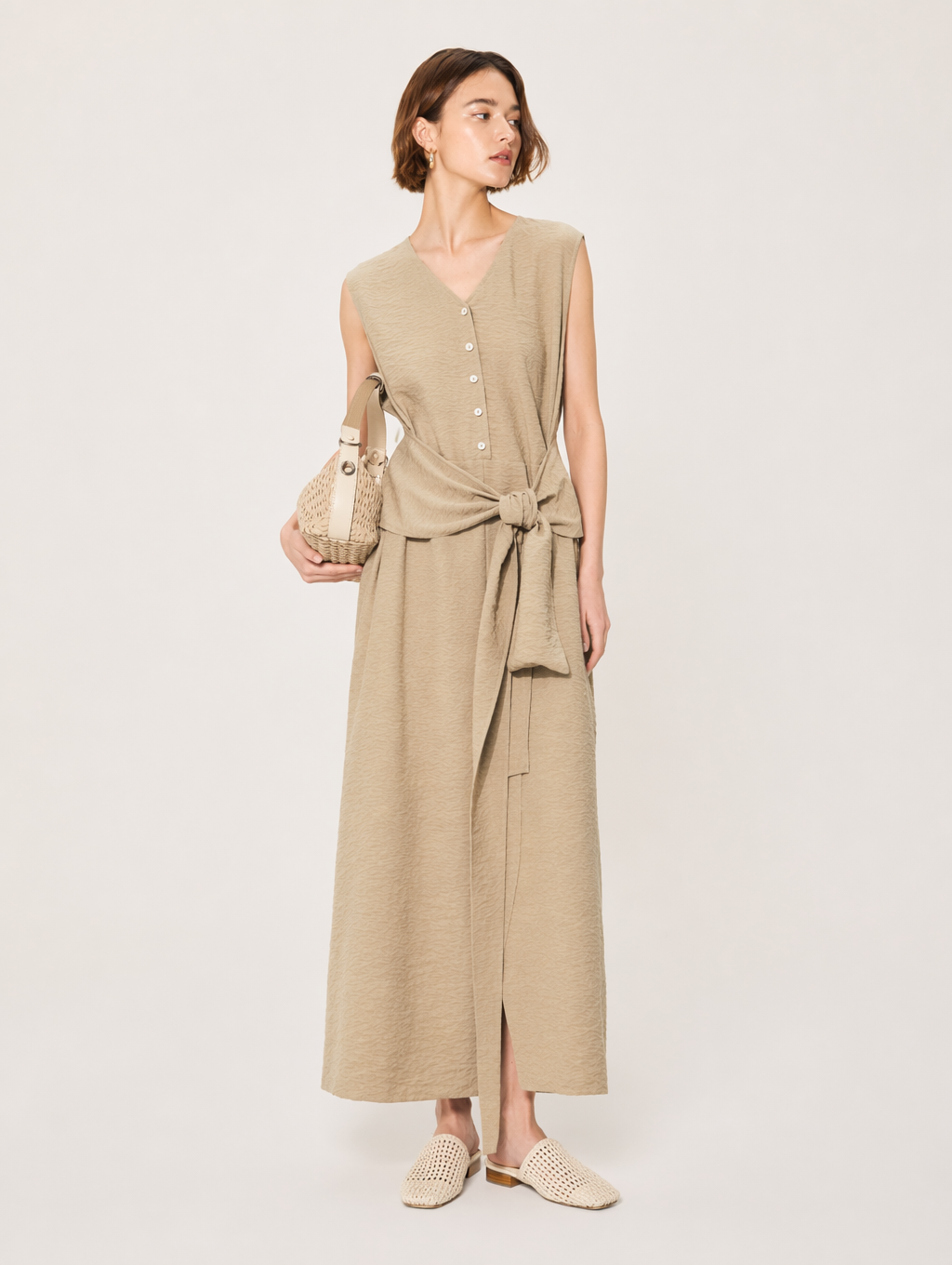 Sleeveless V-Neck Mulberry Silk Midi Dress